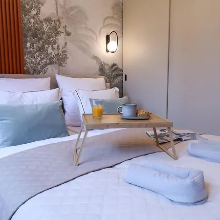 Lucky Seven Апартаменти *